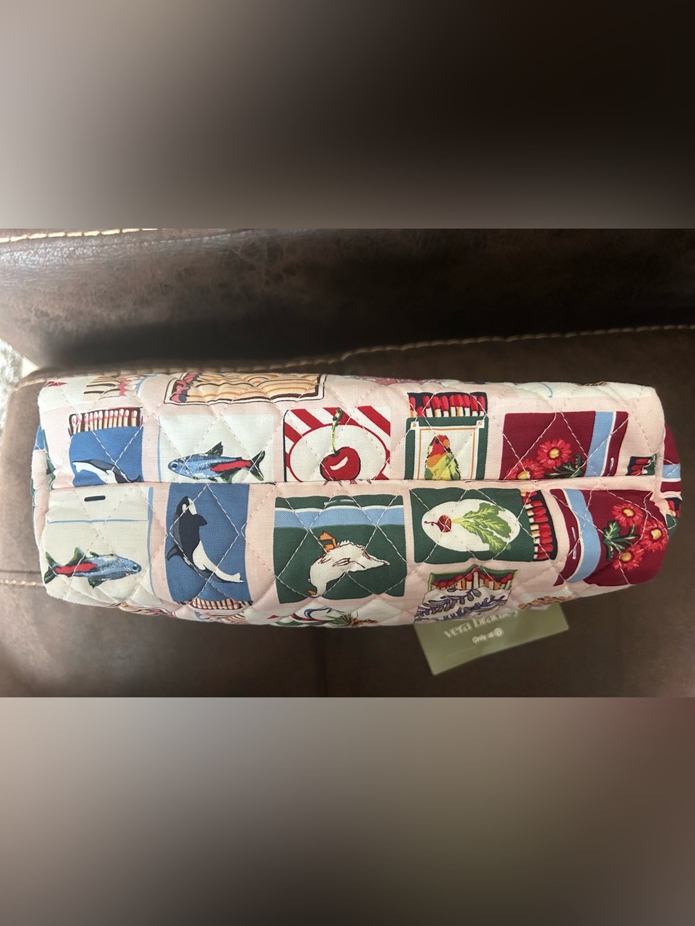 New Vera Bradley Medium Cosmetic Bag - Picture 3 of 5